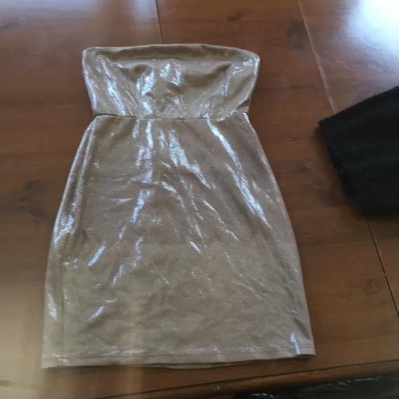 Dresses & Skirts - Tube top dress